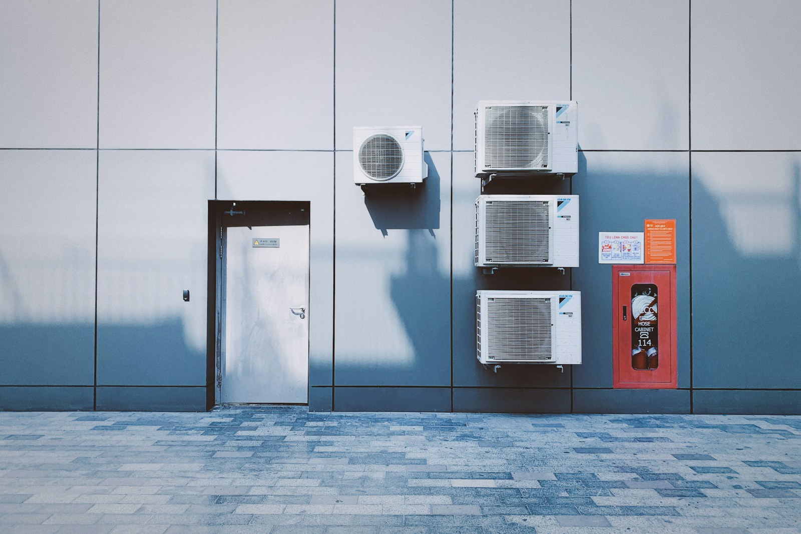 Exterior air conditioning units on a commercial building
